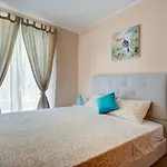 Venera & Anastasia Palace Апартаменты