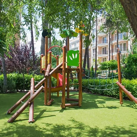 Venera & Anastasia Palace סאני ביץ'