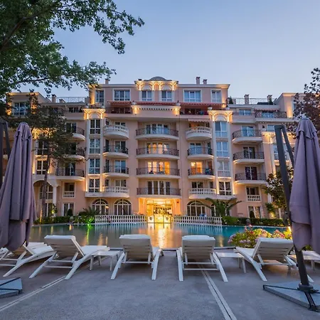 Апартамент Venera & Anastasia Palace