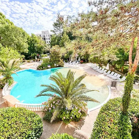 Venera & Anastasia Palace *