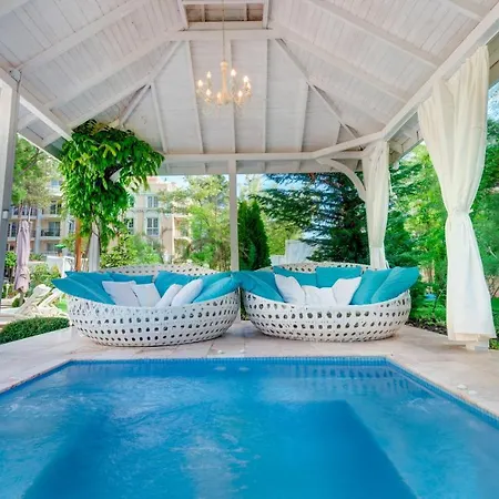 Appartamento Venera & Anastasia Palace